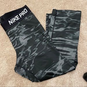3/4 length Nike Pro Leggings